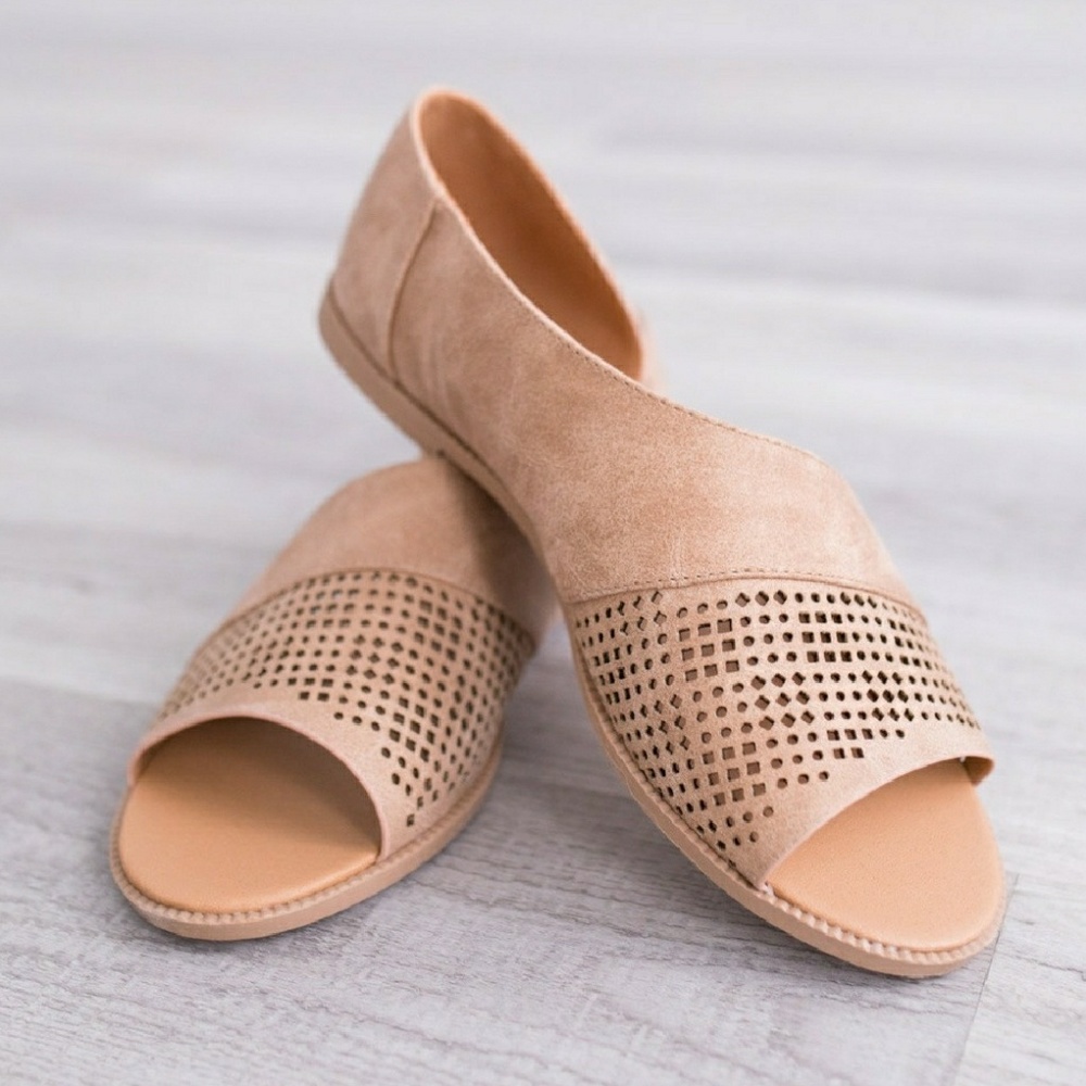 ❣Open Toe Laser Cutout Flats❣ - Picture 2 of 5